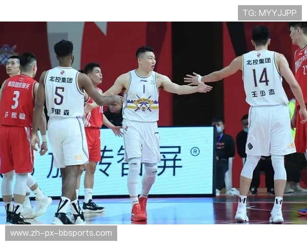 青岛国信俱乐部在CBA与足球中地位分析